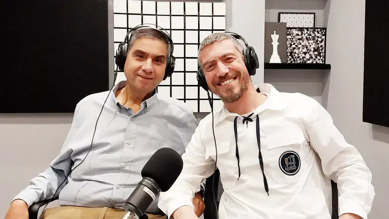 הרב צבי אלון ודודו סעדה