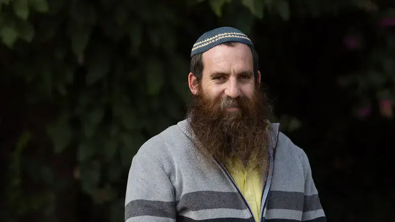 אברהם שפירא