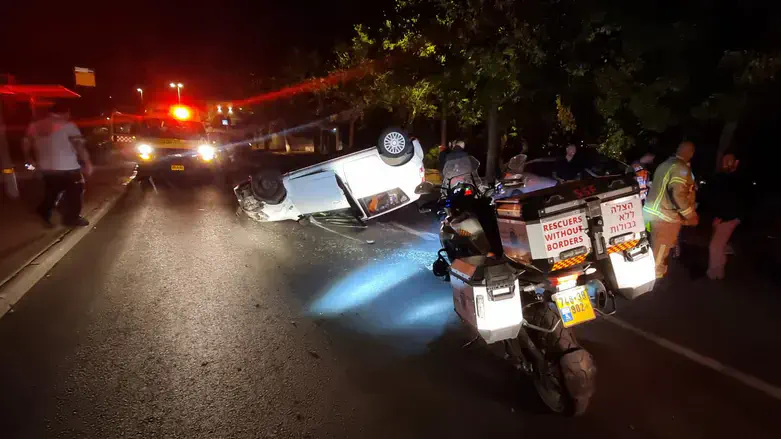 Traffic accident (illustrative)