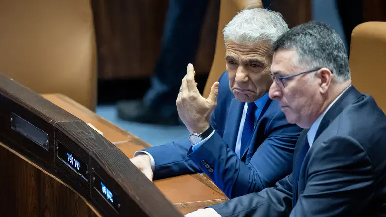 Гидеон Саар и Яир Лапид