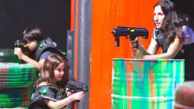 חוויות בלתי נשכחות בזירת הלייזר