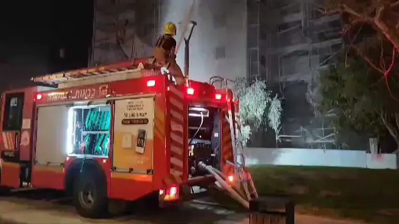 Firefighting truck (archive)