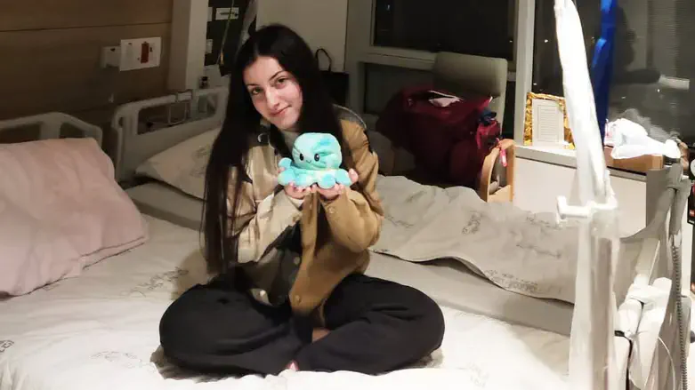 Karina Ariev in the hospital