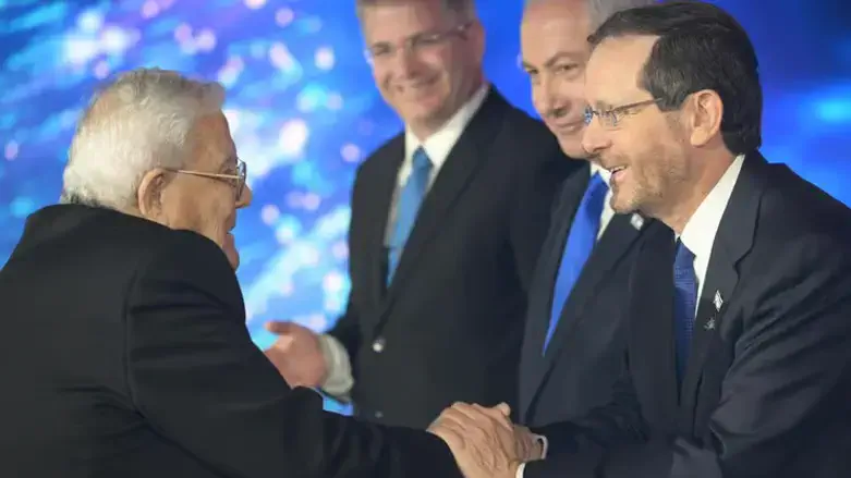 בעת קבלת פרס ישראל