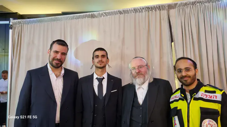 בחתונה