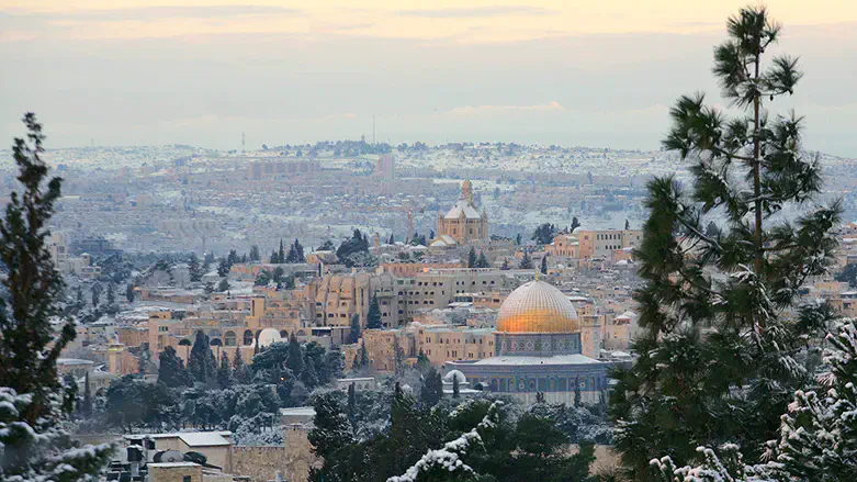 Снег в Иерусалиме. Иллюстрация