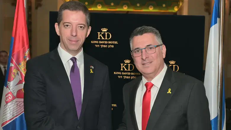 גדעון סער ומרקו ג'וריץ' שר החוץ הסרבי