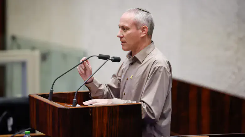 Хили Троппер