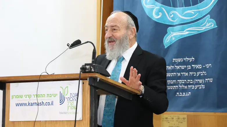 הרב הלוי בהשקת ספרו