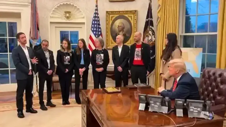 Trump meets freed hostages