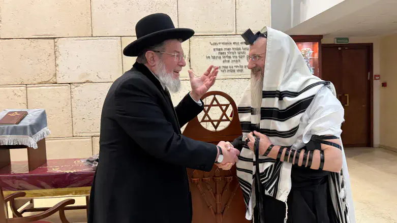 הרב בר והרב לאזאר