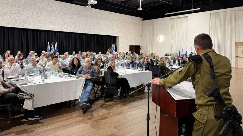 פגישת תא"ל הישאם אבראהים עם ראשי הרשויות