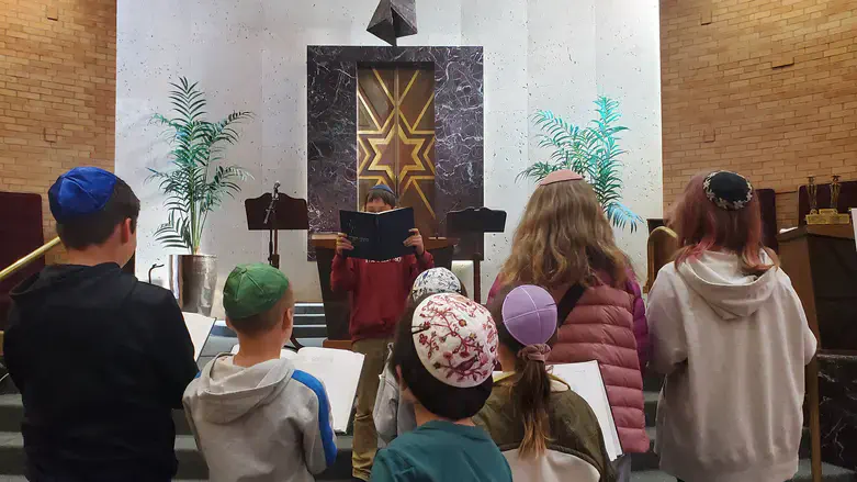 Sunday school students lead morning services at Temple B'nai Israel in Oklahoma City.