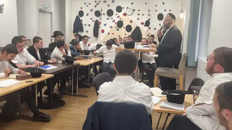הרב מנחם עמאר