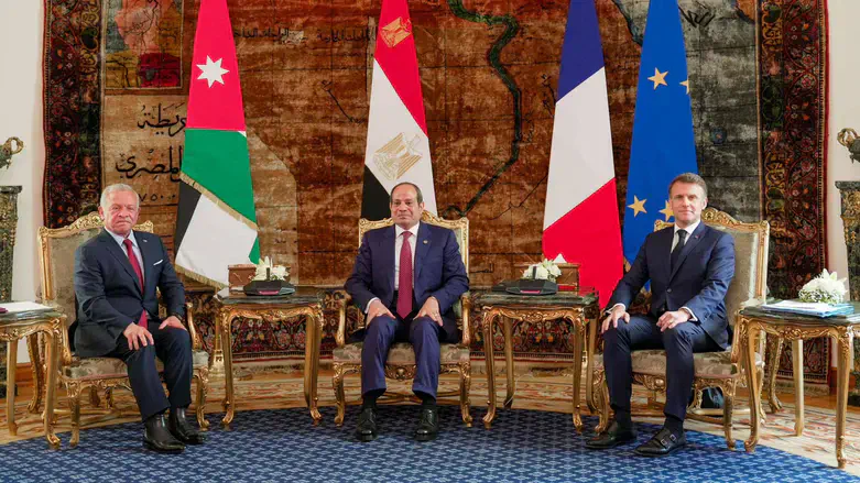 King Abdullah, Sisi and Macron meet in Cairo