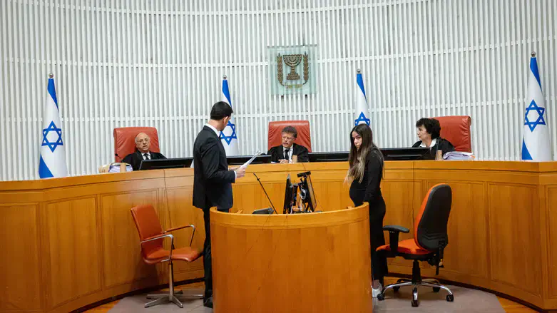 Верховный суд. Иллюстрация