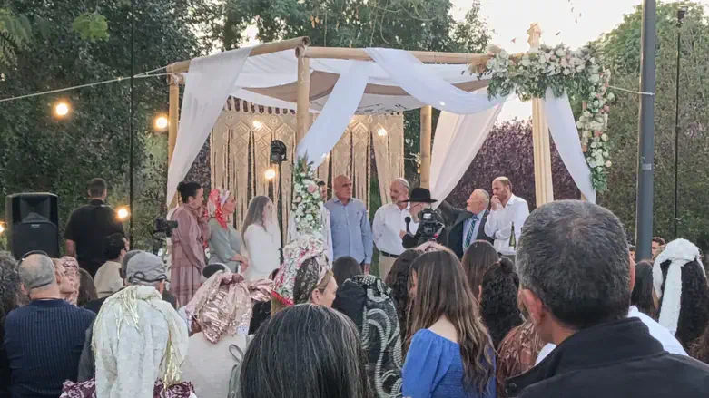 החתונה בבארי