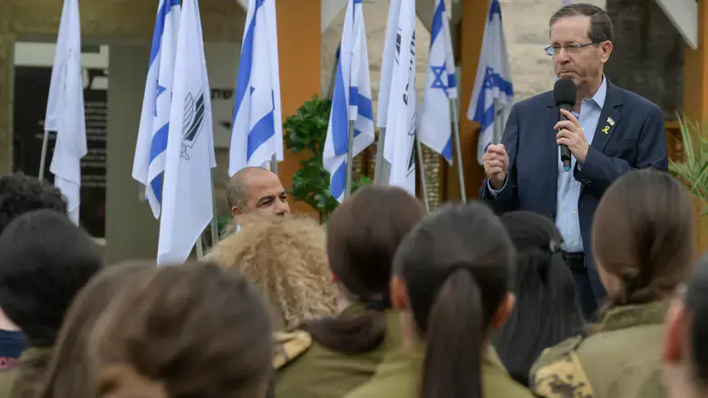 Herzog with the troops