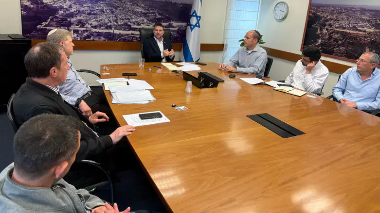 Meeting at Smotrich's office