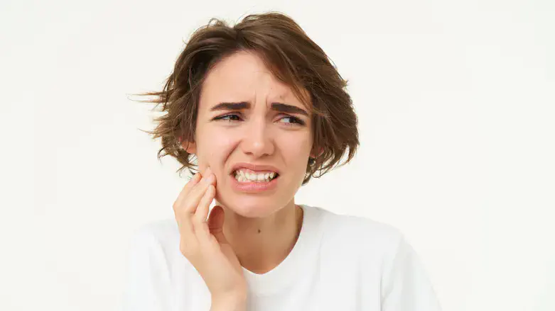 כאבים בשיניים