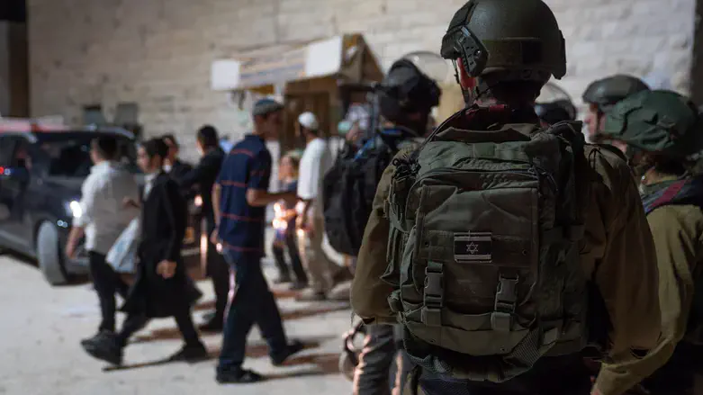 Prayer at Joshua's Tomb, archive