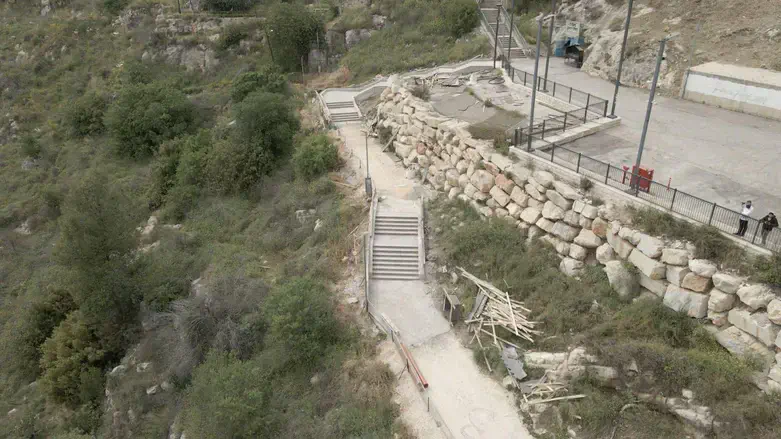 עבודות במירון