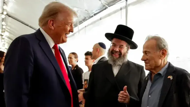 President Trump with Rabbi Katz