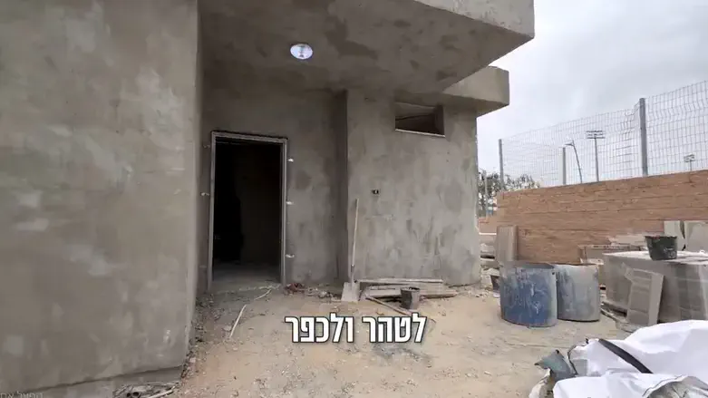 בניית המקווה