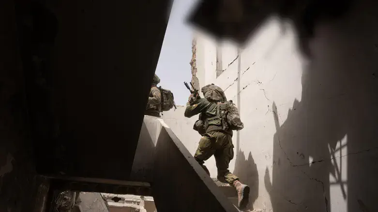 Soldiers in Gaza