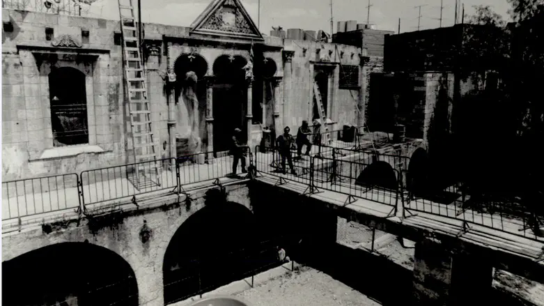 מבנה ישיבת ניר