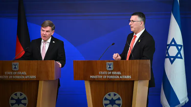 Sa'ar and German FM Johann Wadephul