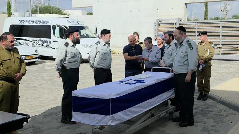 The funeral procession of Tzvi Feldman