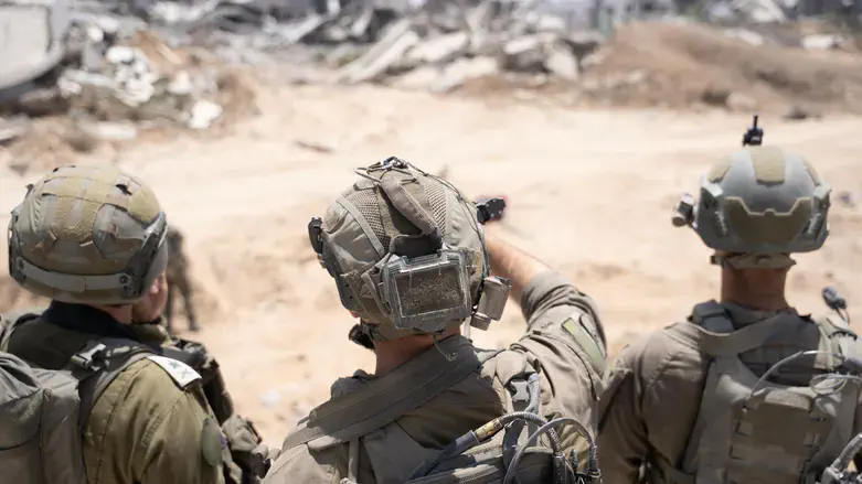 Soldiers in Gaza