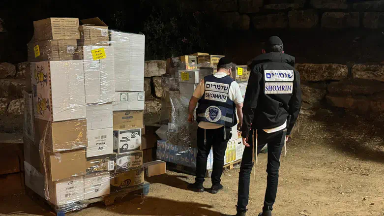המכירה בה נגנבו מוצרים