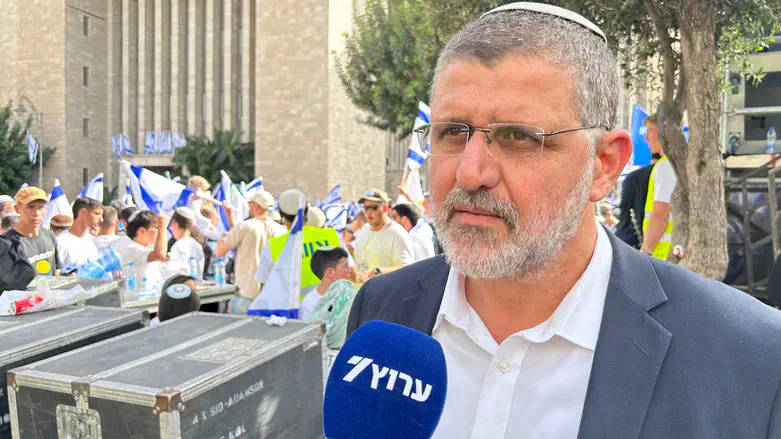 ח"כ אביחי בוארון