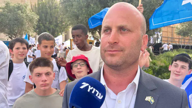 ח"כ יצחק קרויזר