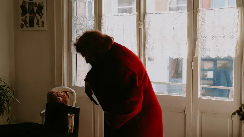 Grandmother Breaks Down