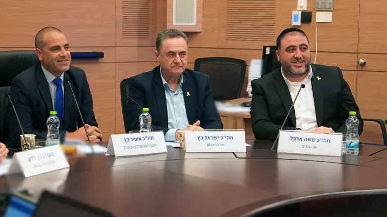 Right to left: Moshe Arbel, ISrael Katz, Ofir Katz.