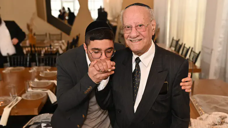 עמנואל וסעדו