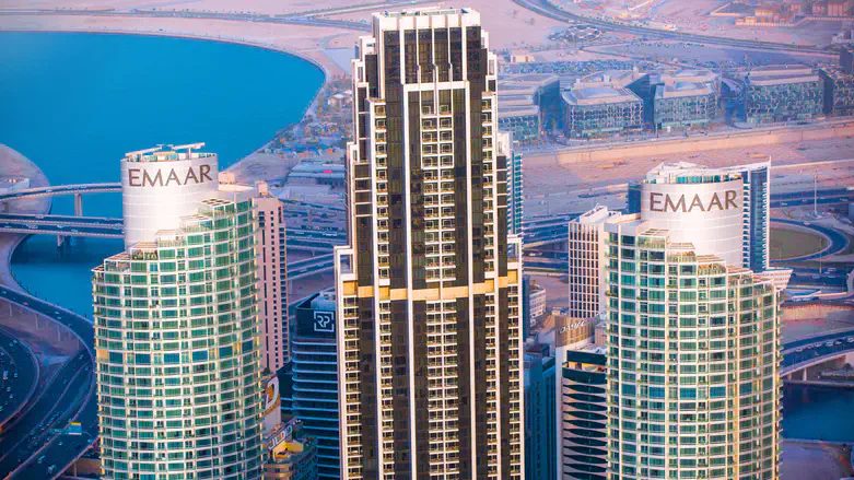 Elegance Tower DAMAC