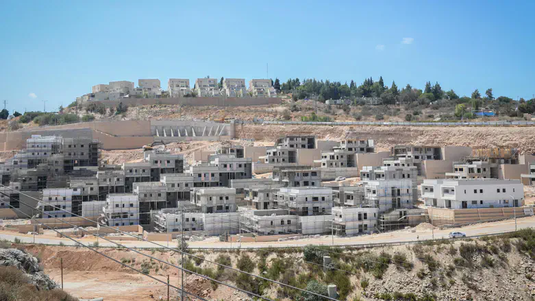 אלקנה