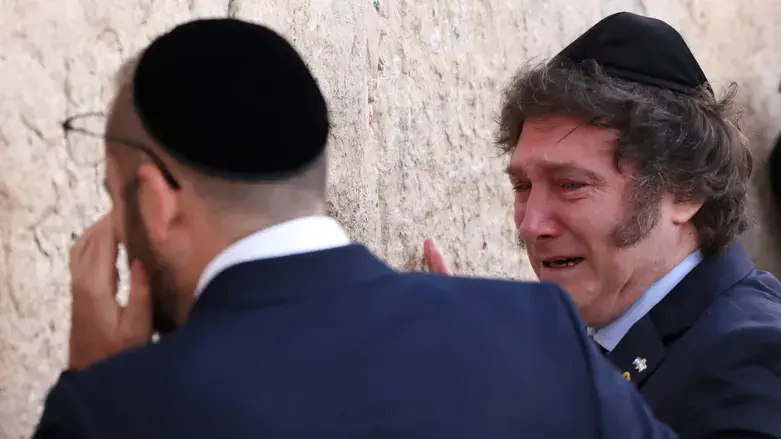 Argentina's Pres/ Javier Milei with Rabbi Shimon Axel Wahnish at the Western Wall in 2024.