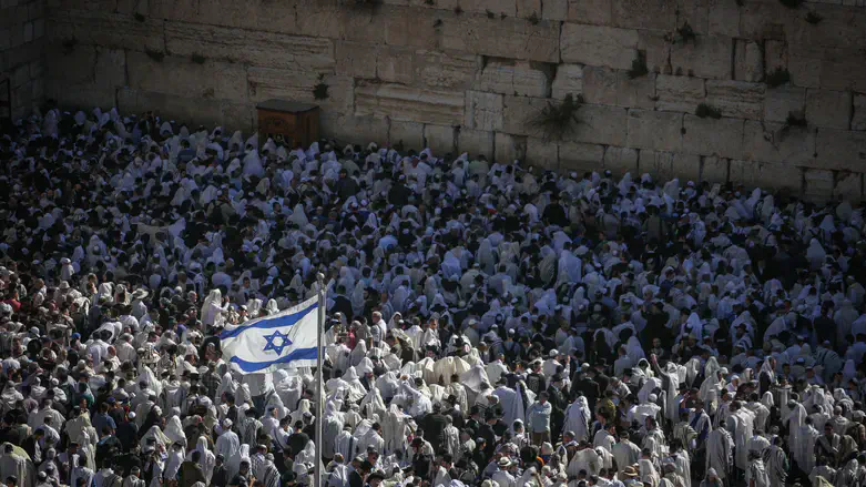 Birkat Kohanim at the Kotel