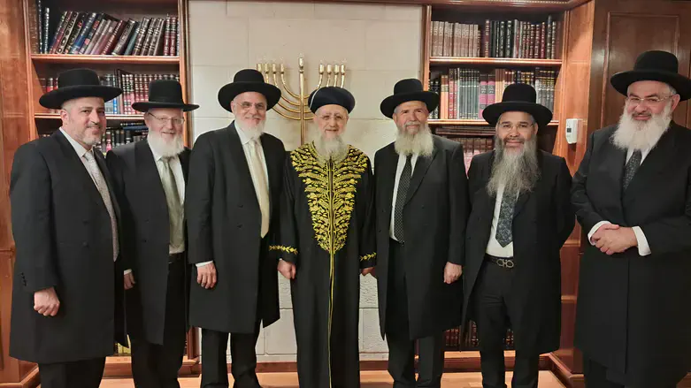 הדיינים הנבחרים לבי"ד הגדול ביחד עם הראשלצ