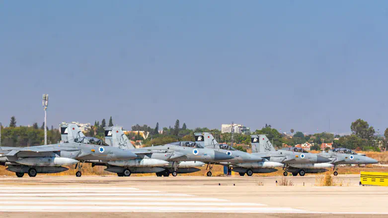 מטוסי חיל האוויר בדרך לתקיפה באיראן