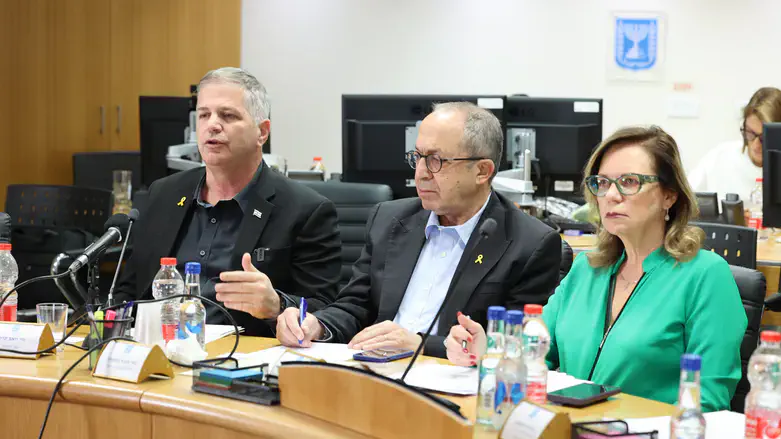 השר יואב קיש בהערכת מצב