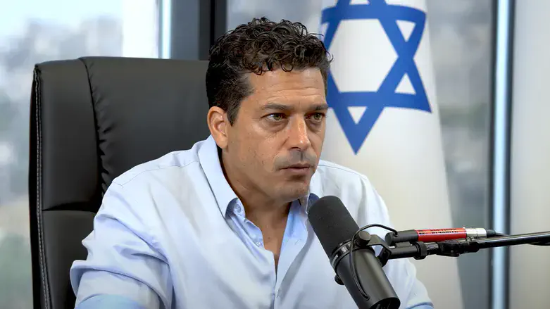 Amichai Shikli on The Owl Podcast