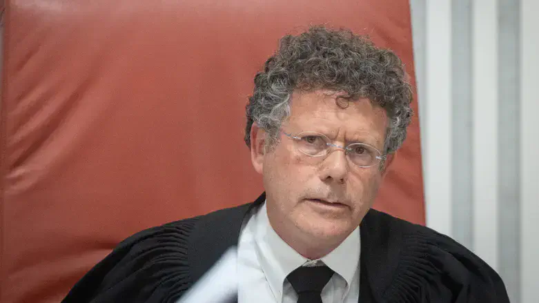 השופט יצחק עמית