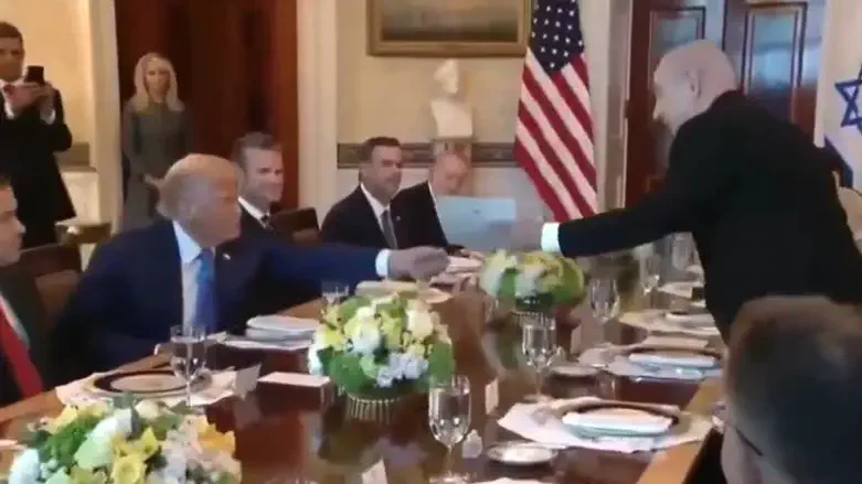 נתניהו לטראמפ: מגיע לך פרס נובל לשלום