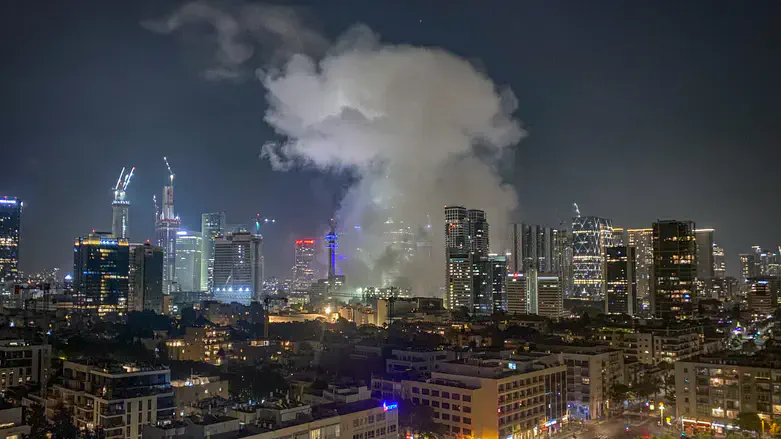 Iranian missile strike in Tel Aviv